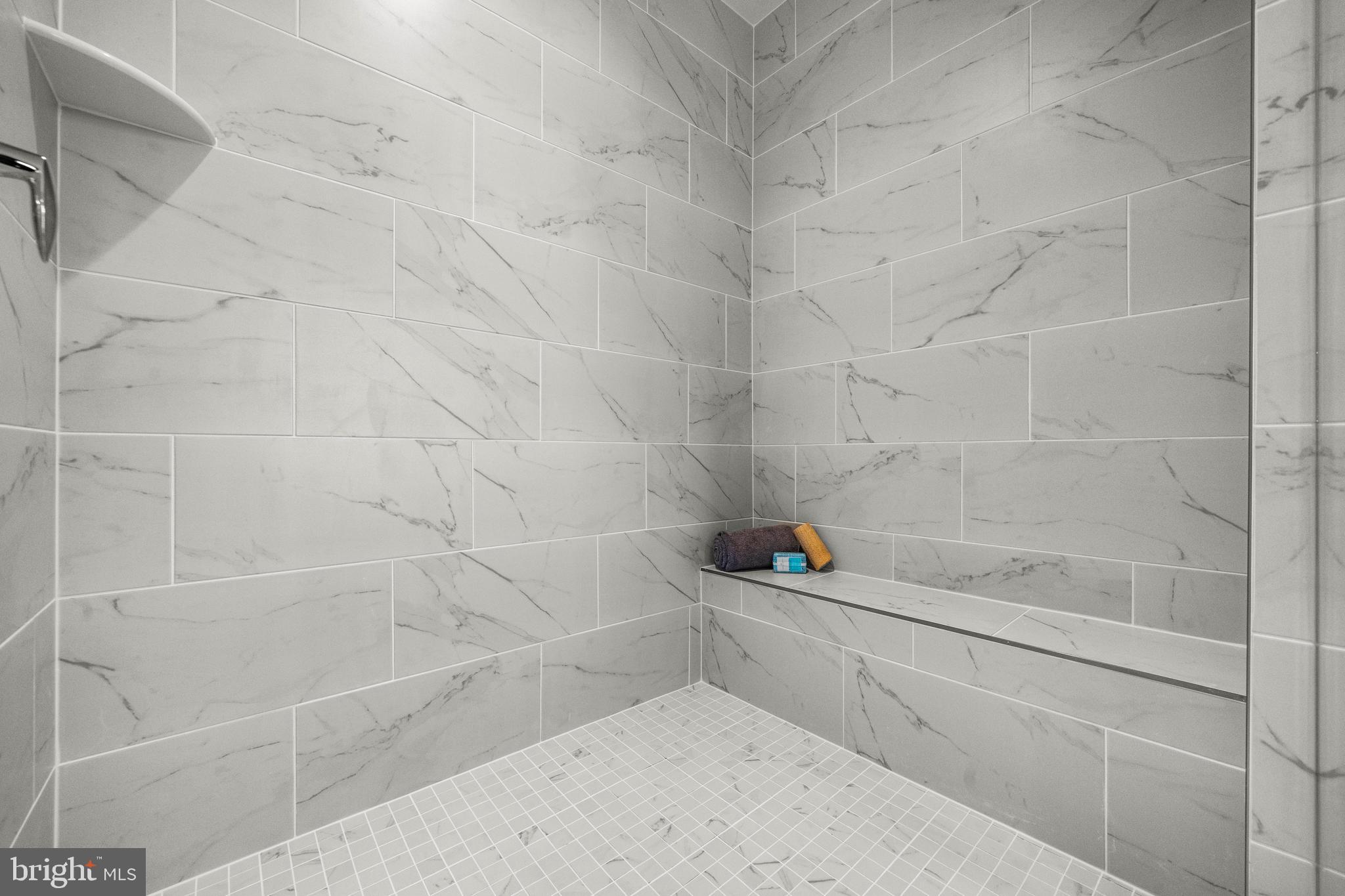 7505 Magarity Road Falls Church, VA 22043 - Photo 32 of 69 a bathroom with a bathtub