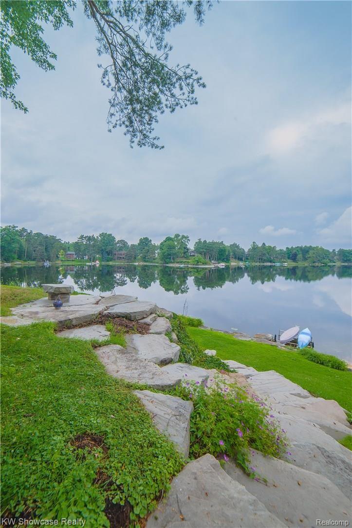 1110 Seneca Road Lake Orion, MI 48362 - Photo 47 of 50 Meditation Platform perched above Sandy Beach Area