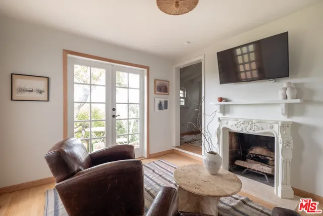 $7,800 | 11539 Sunshine Terrace, Studio City, CA 91604