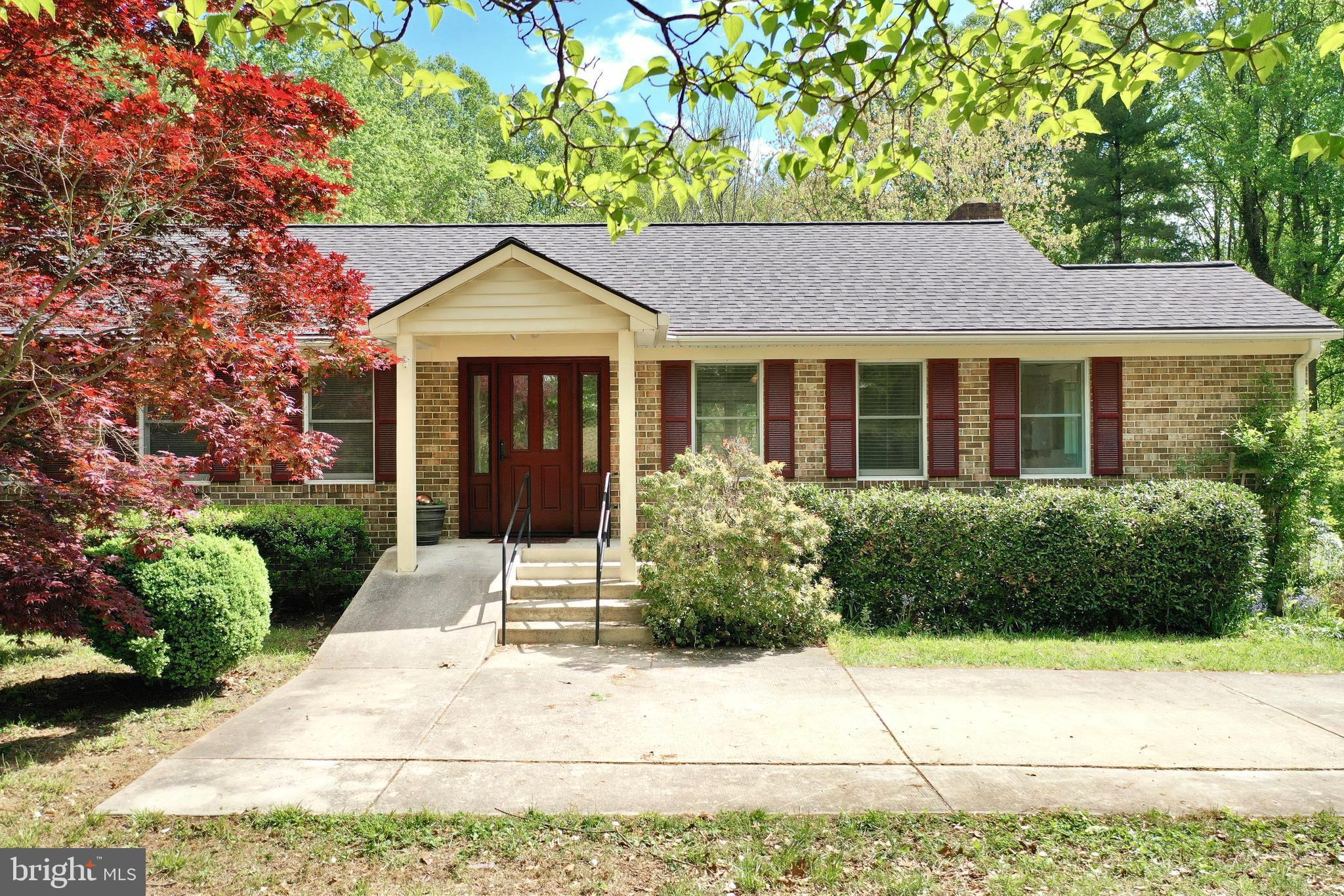 5681 Hardesty Road Sunderland, MD 20689 - Photo 8 of 49 Front Porch with steps and ramp for accessibility