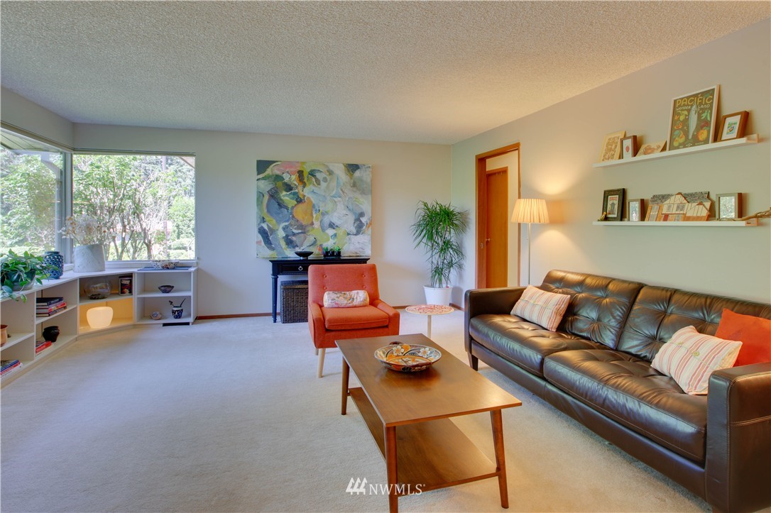 14632 181st Avenue Southeast Renton, WA 98059 - Photo 6 of 25 Gallery Image 6