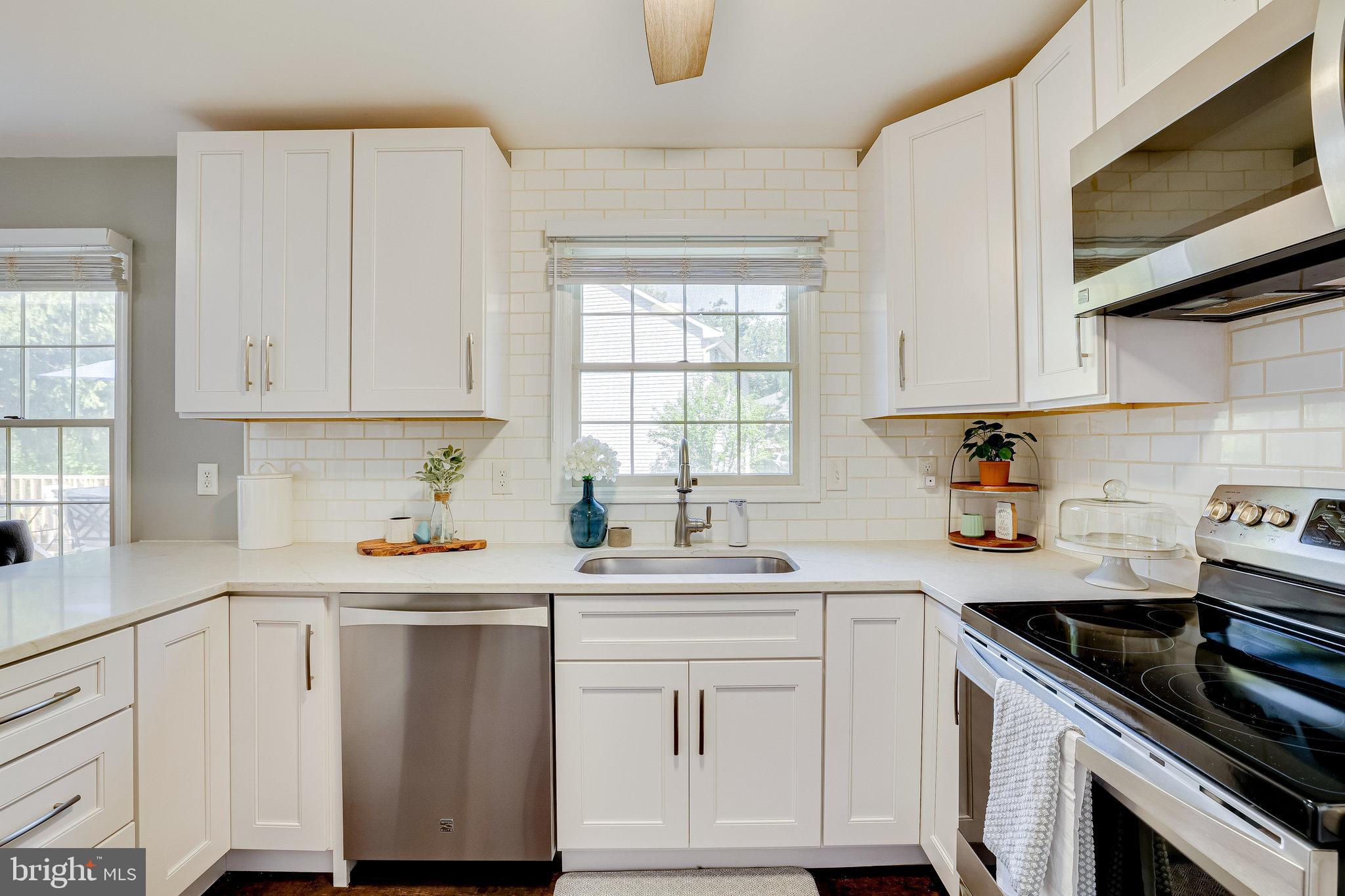 1935 East Beech Road Sterling, VA 20164 - Photo 15 of 41 Gallery Image 15
