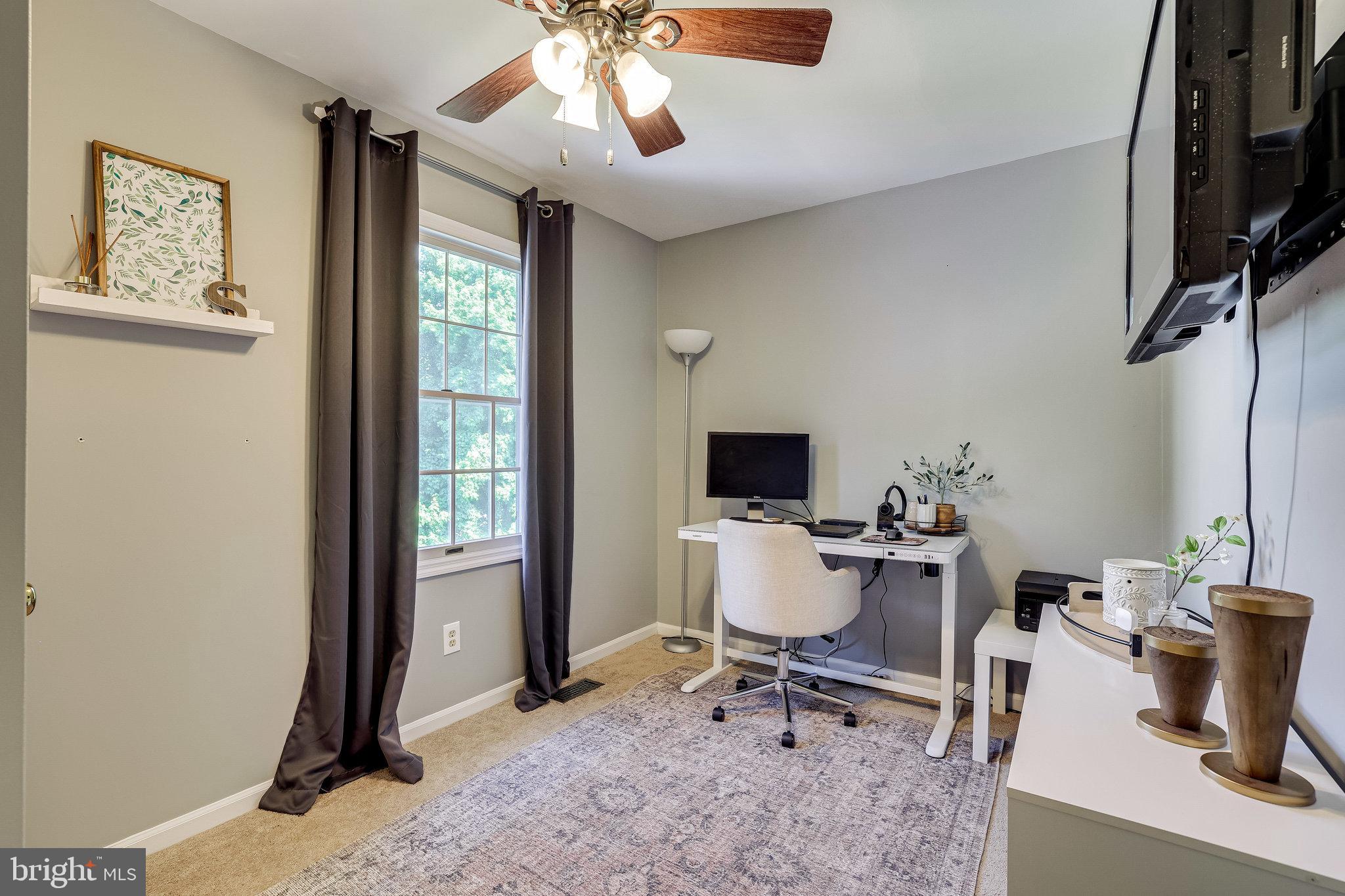 1935 East Beech Road Sterling, VA 20164 - Photo 28 of 41 Gallery Image 28