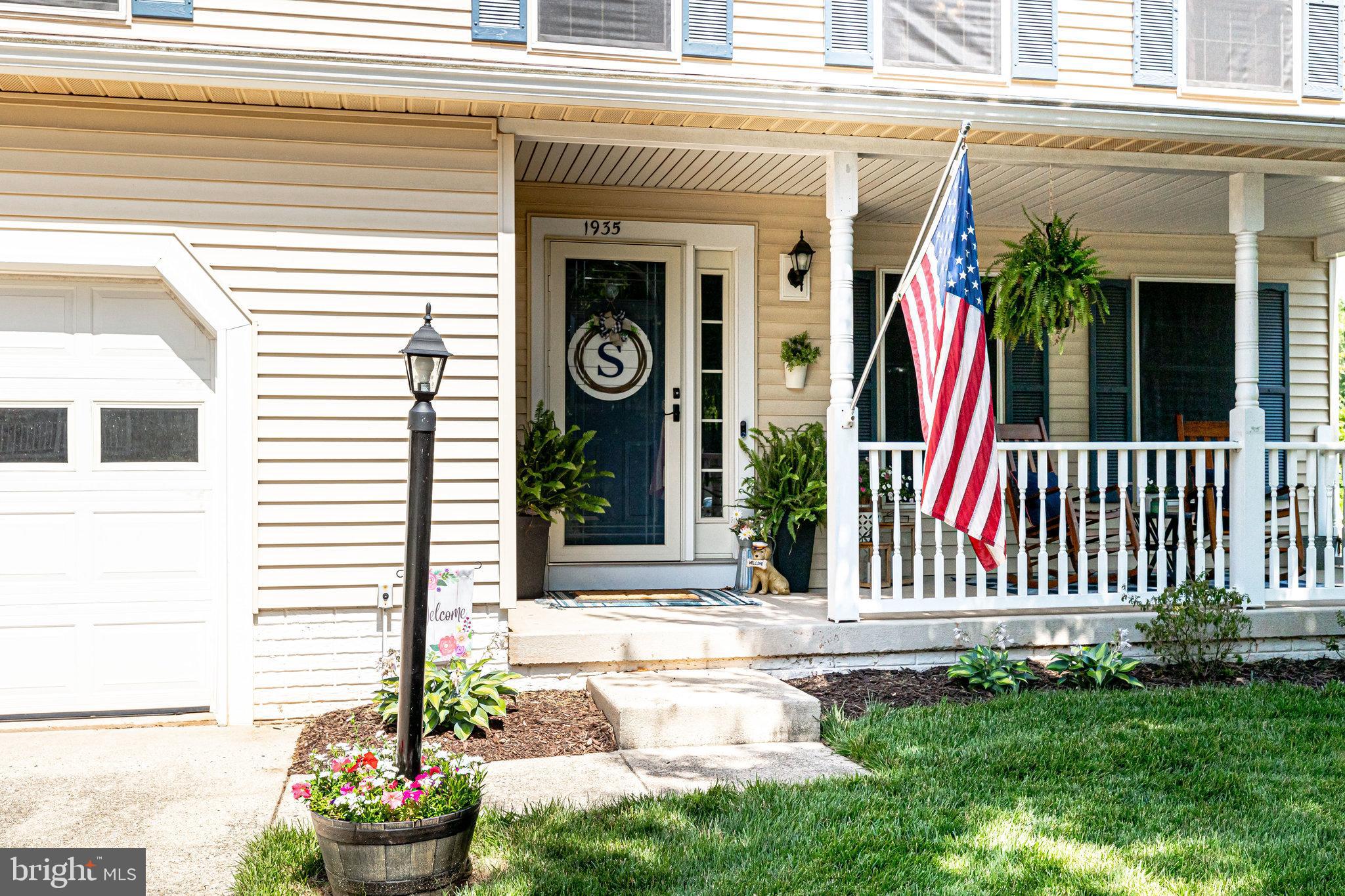 1935 East Beech Road Sterling, VA 20164 - Photo 3 of 41 Gallery Image 3