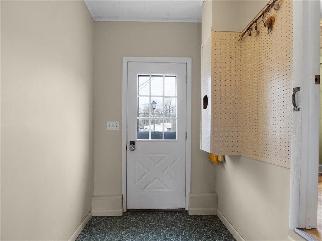 6479 East Port Bay Road Wolcott, NY 14590 - Photo 14 of 42