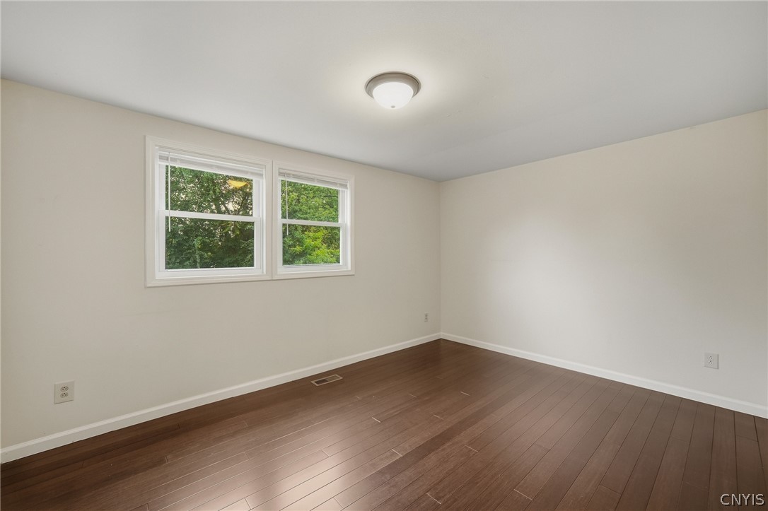4270 Old Meadow Road Clay, NY 13041 - Photo 27 of 41 Gallery Image 27