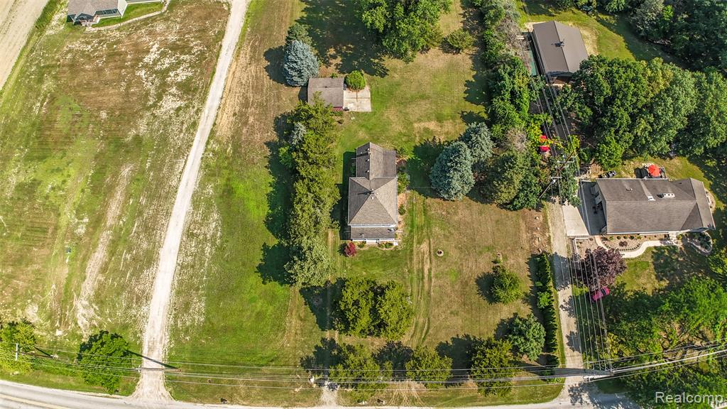 749 East Newburg Road Carleton, MI 48117 - Photo 21 of 43