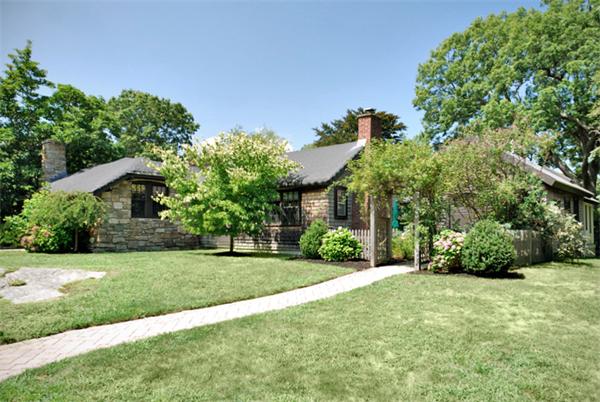 57 Howe Road Cohasset, MA 02025 - Photo 8 of 30 Gallery Image 8