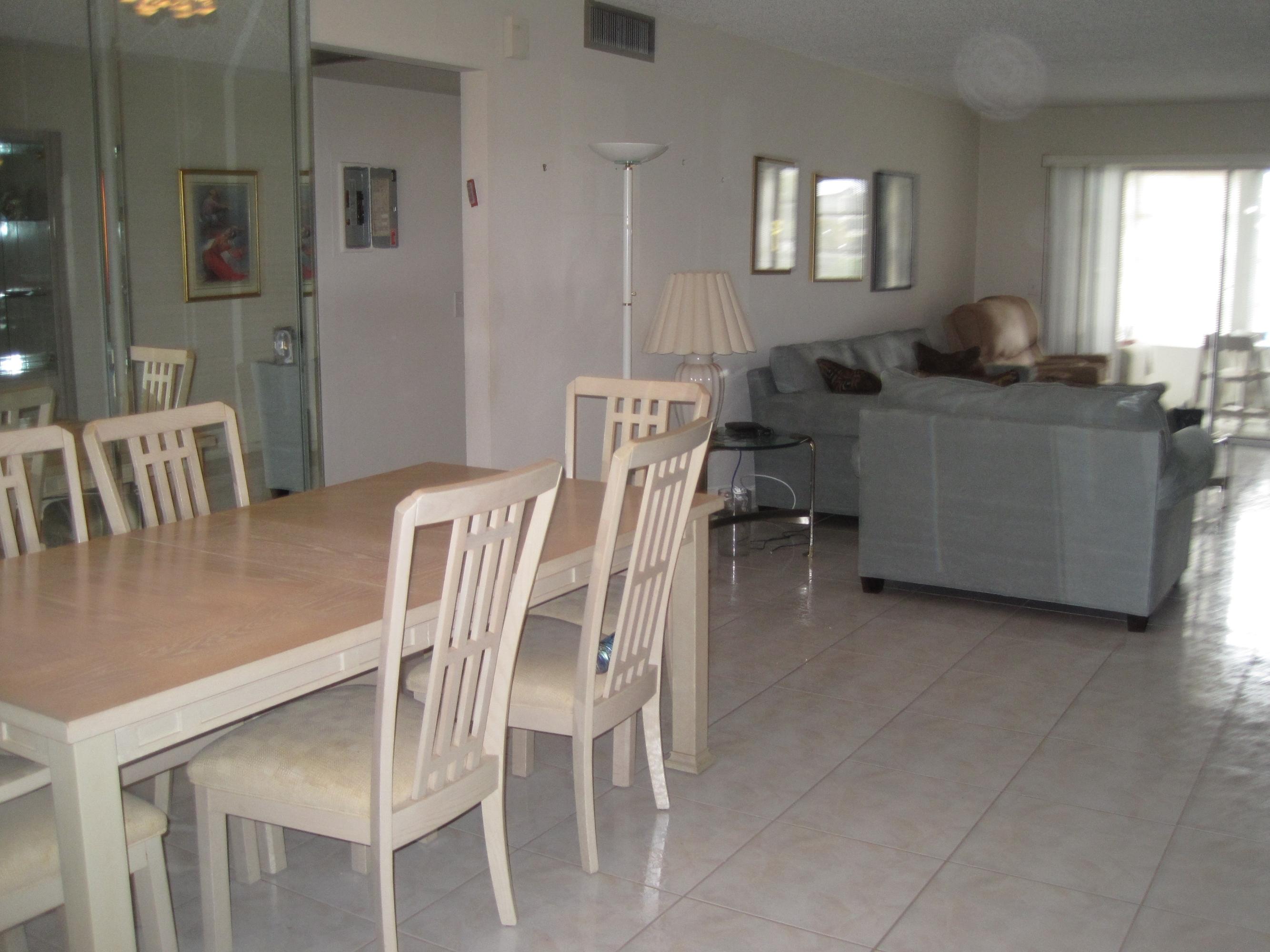 2020 Wolverton East, Unit 2020 Boca Raton, FL 33434 - Photo 3 of 13 2020 Wolverton A (2)