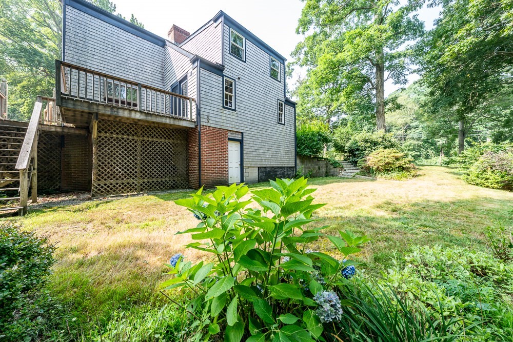 394 Quaker Meetinghouse Road Sandwich, MA 02537 - Photo 34 of 42