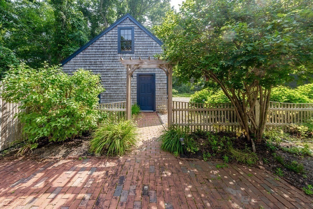 394 Quaker Meetinghouse Road Sandwich, MA 02537 - Photo 38 of 42