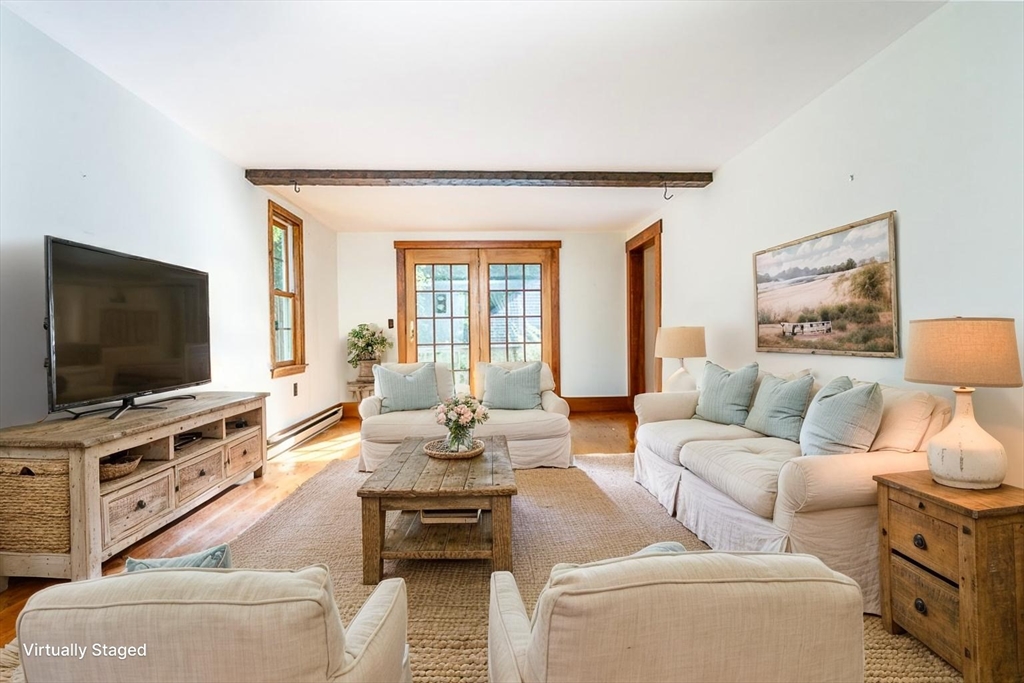 394 Quaker Meetinghouse Road Sandwich, MA 02537 - Photo 5 of 42