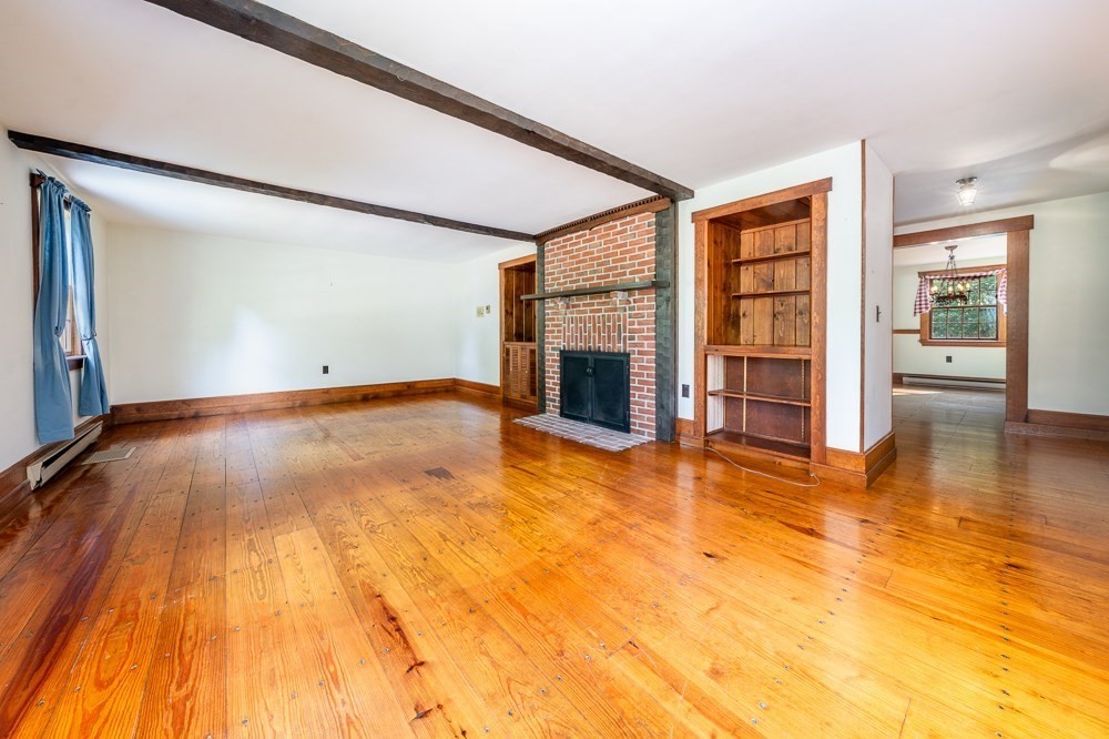 394 Quaker Meetinghouse Road Sandwich, MA 02537 - Photo 10 of 42