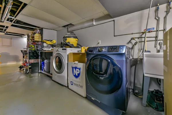 $290,000 | 2150 North Palmer Street, Unit 2, Milwaukee, WI 53212