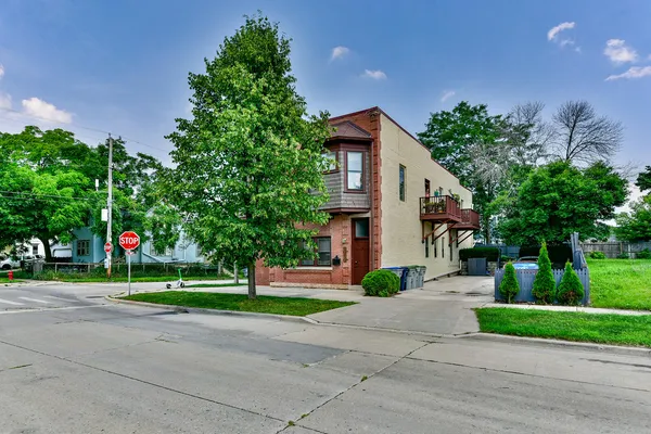 $290,000 | 2150 North Palmer Street, Unit 2, Milwaukee, WI 53212