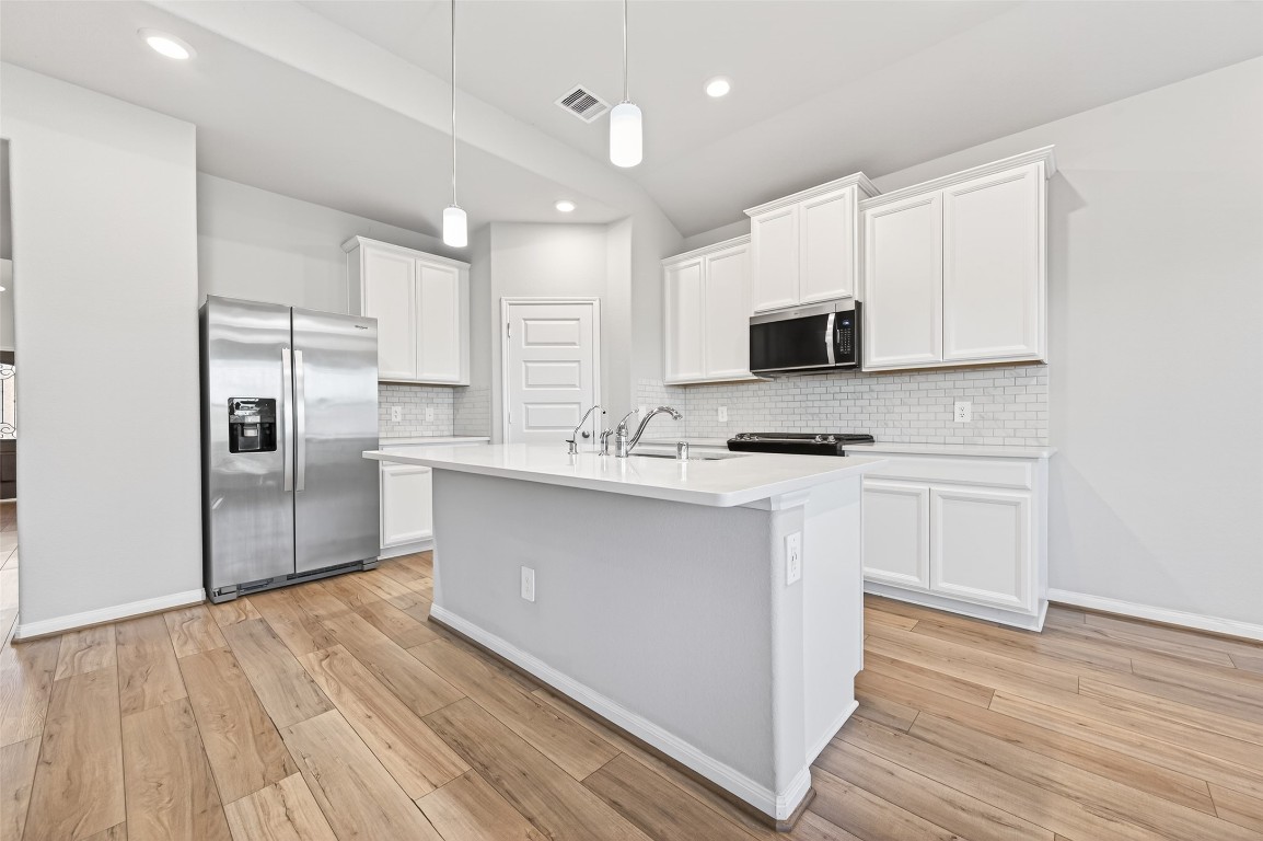 1322 Eagle Pass Drive Rosharon, TX 77583 - Photo 11 of 32