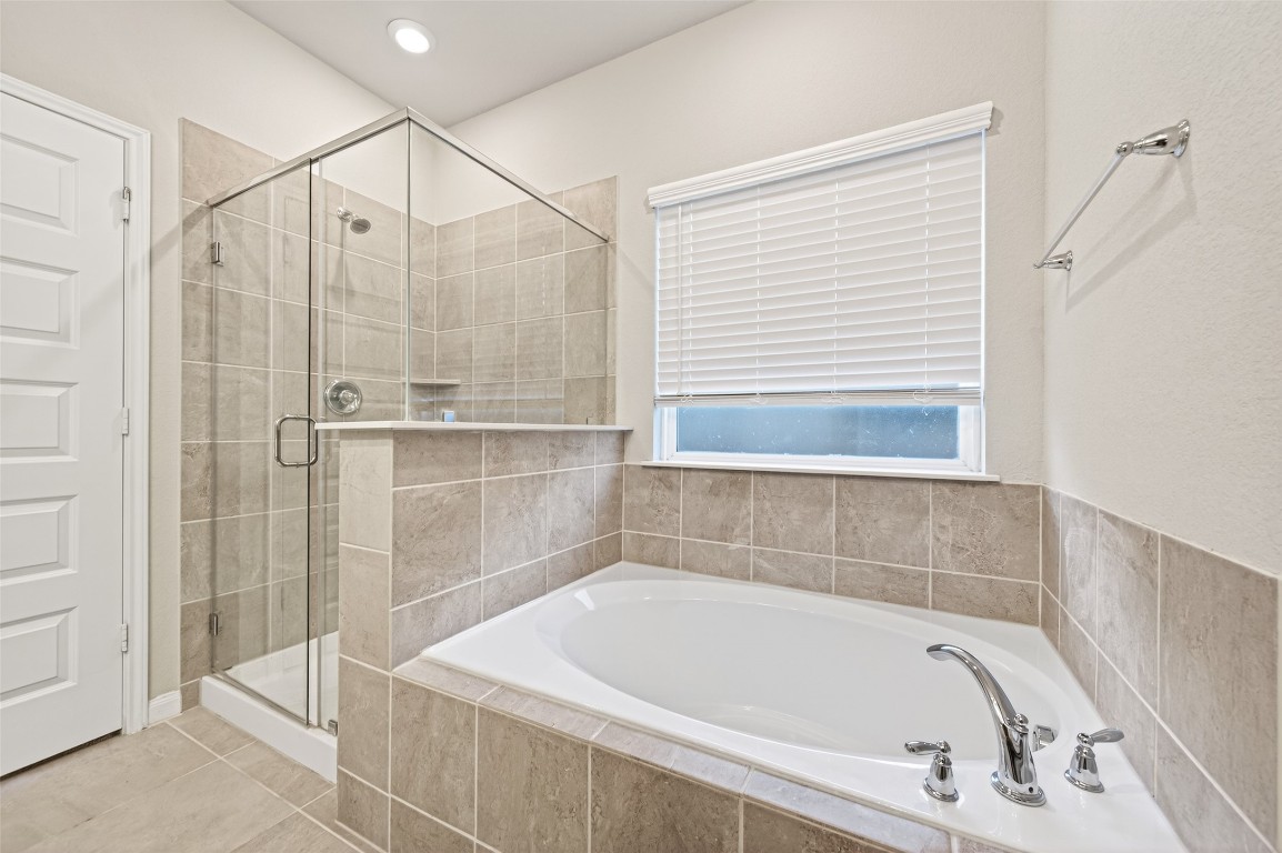 1322 Eagle Pass Drive Rosharon, TX 77583 - Photo 23 of 32