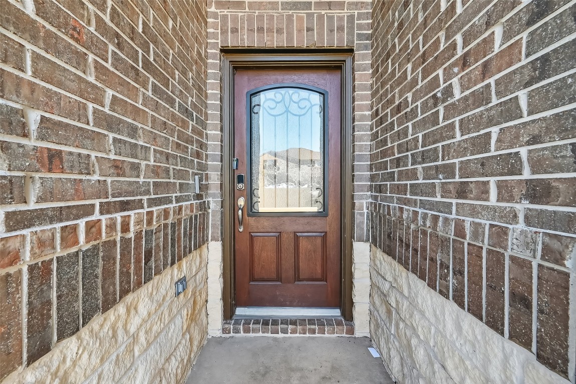 1322 Eagle Pass Drive Rosharon, TX 77583 - Photo 3 of 32