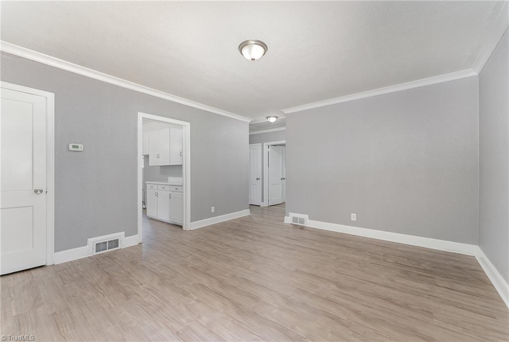 724 Forrest Street High Point, NC 27262 - Photo 3 of 19 Gallery Image 3