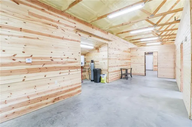 $239,900 | 264 Northwest 1441st Road, Holden, MO 64040