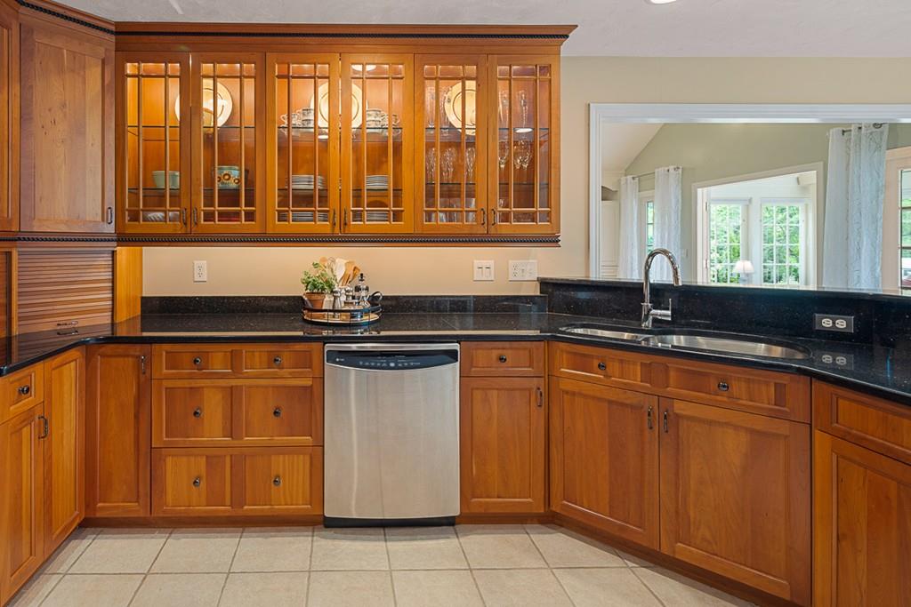 10 Adam Taylor Road Sterling, MA 01564 - Photo 8 of 31 Gallery Image 8