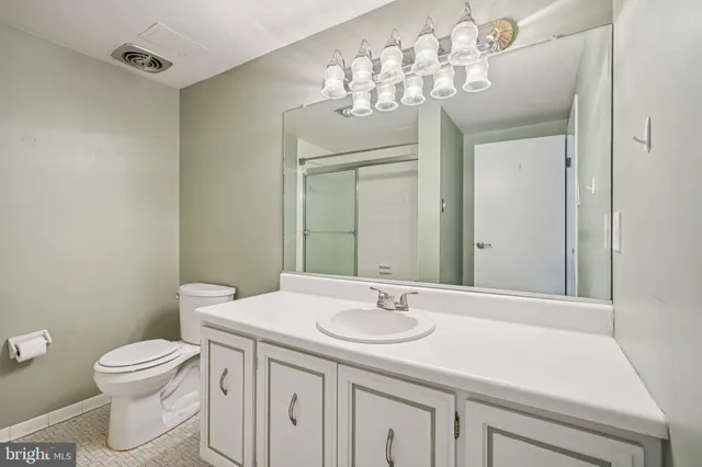 $349,900 | 614 Loveville Road, Unit D2G, Hockessin, DE 19707