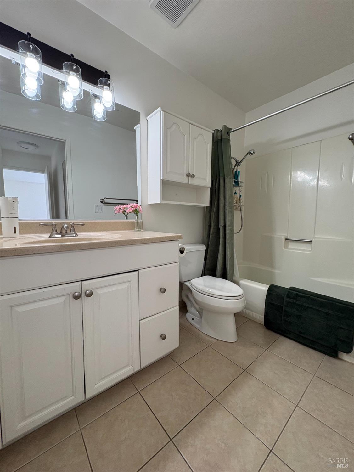 900 Southampton Road, Unit 138 Benicia, CA 94510 - Photo 6 of 10