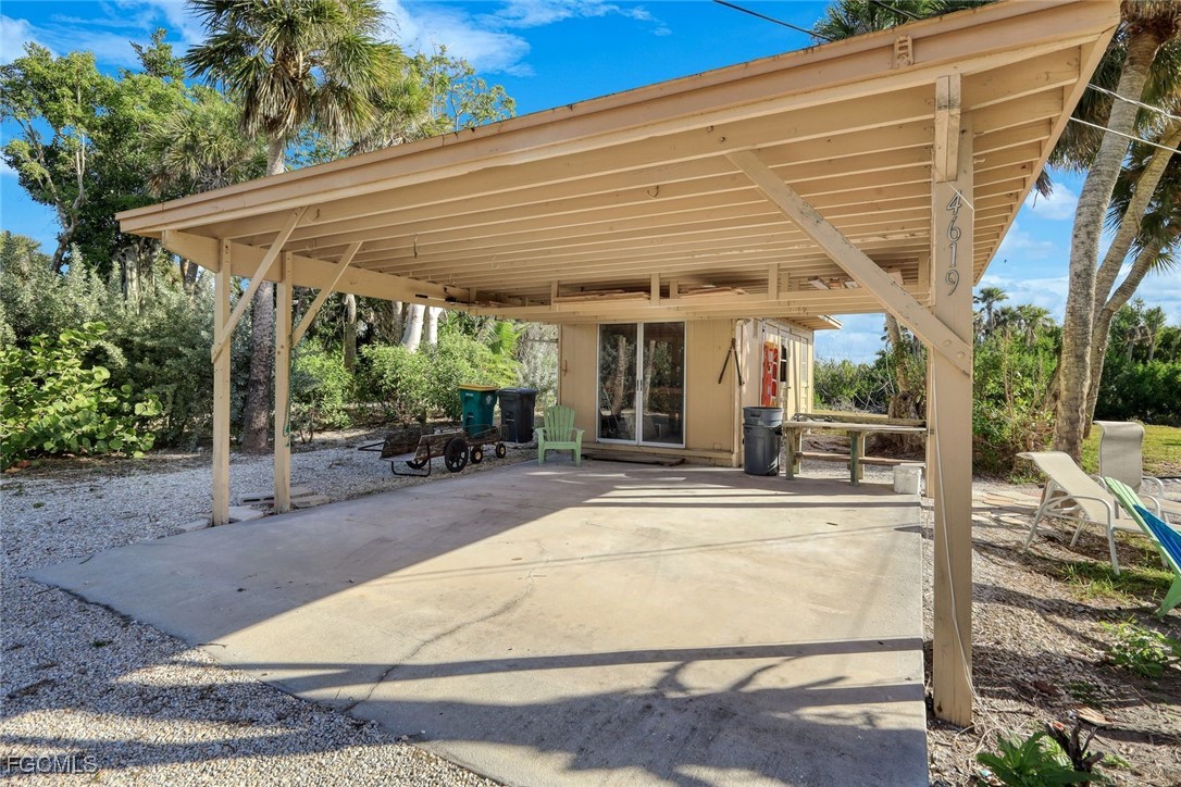 4619 Rue Bayou Sanibel, FL 33957 - Photo 39 of 40