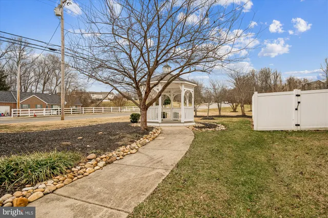 $699,000 | 9785 Leighland Court, Waldorf, MD 20603