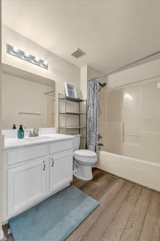 $399,000 | 4048 Windchime Lane, Lakeland, FL 33811