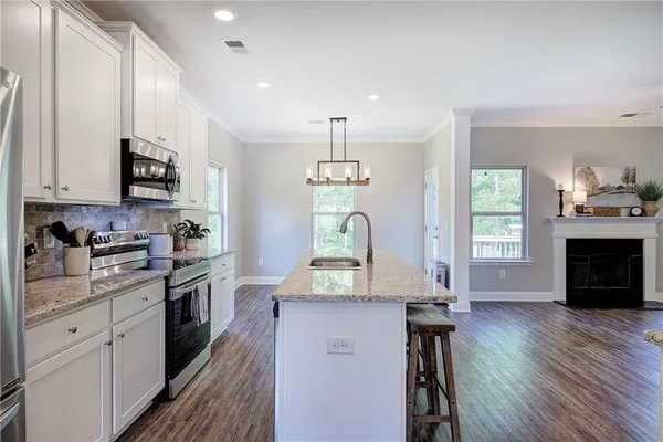$400,000 | 17 Kola Lane Northeast, Rydal, GA 30171