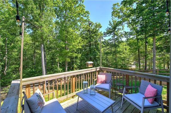 $400,000 | 17 Kola Lane Northeast, Rydal, GA 30171