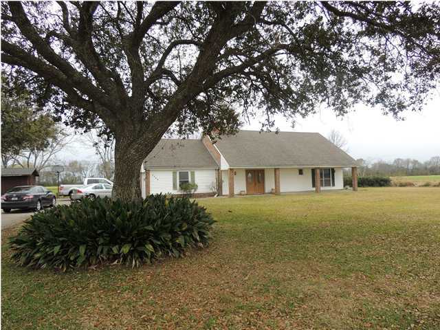 4309 Pickett Road Erath, LA 70533 - Photo 1 of 9 Primary Photo