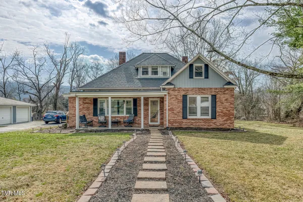 $460,000 | 1036 Highway 91, Elizabethton, TN 37643