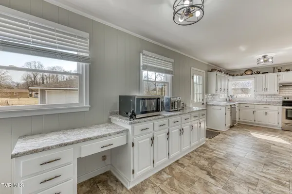 $449,000 | 1036 Highway 91, Elizabethton, TN 37643