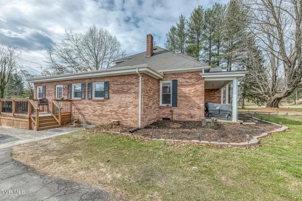 $449,000 | 1036 Highway 91, Elizabethton, TN 37643