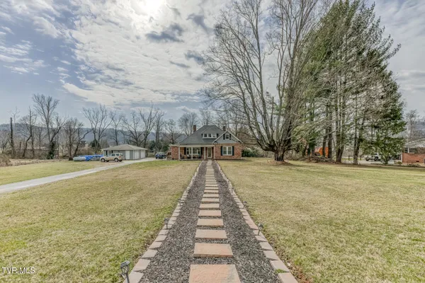 $449,000 | 1036 Highway 91, Elizabethton, TN 37643