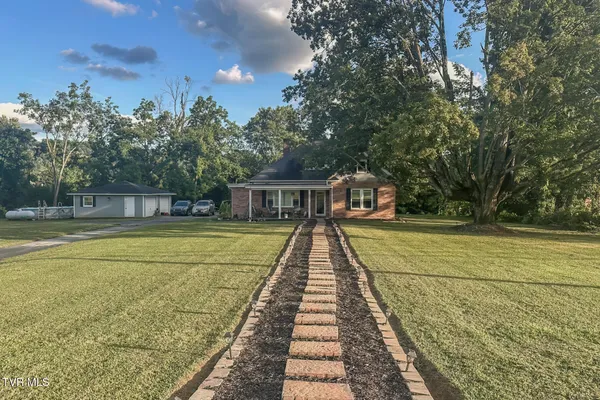 $449,000 | 1036 Highway 91, Elizabethton, TN 37643
