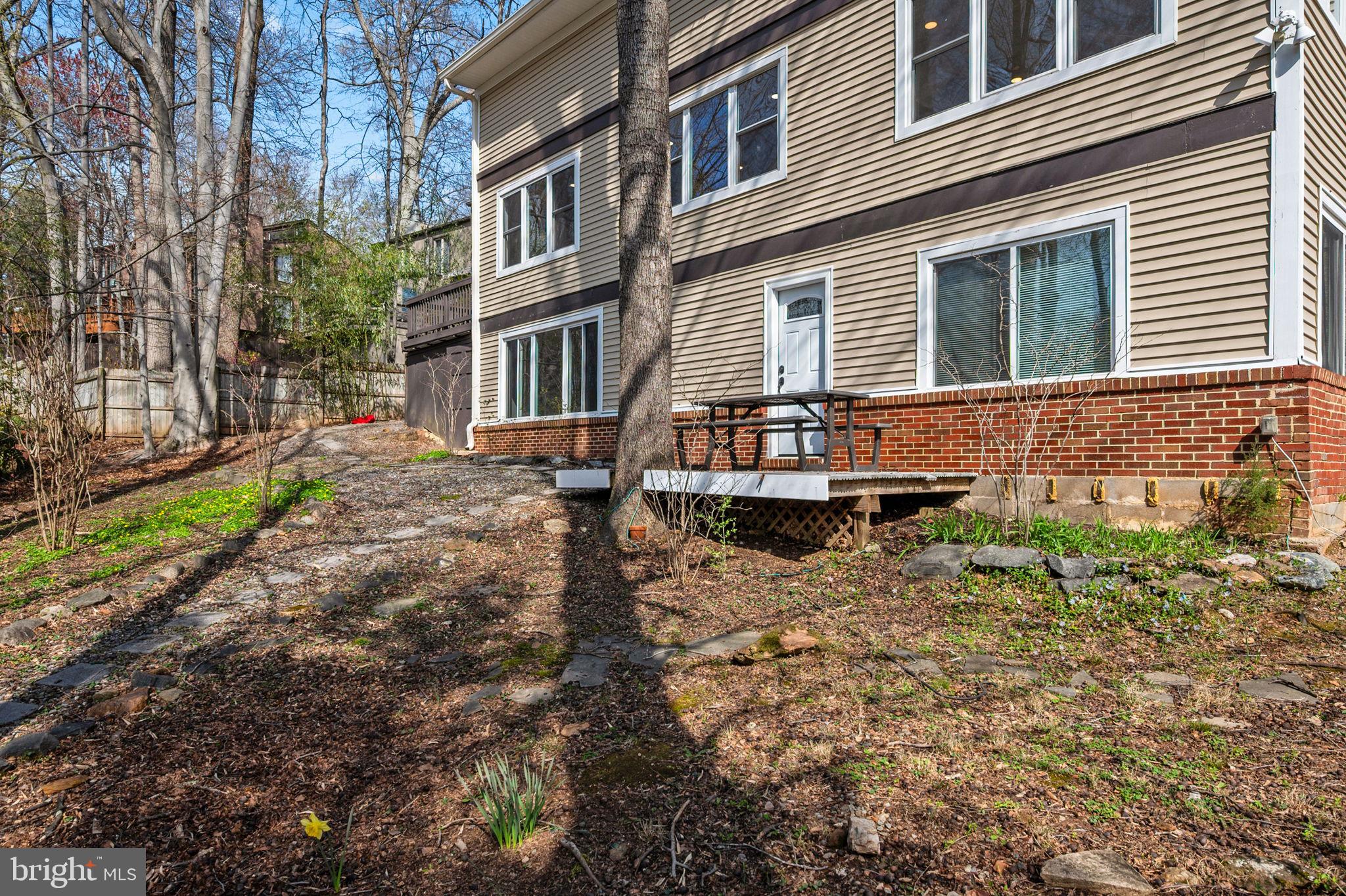 10600 Vantage Court Potomac, MD 20854 - Photo 74 of 91 front view of a house with a yard