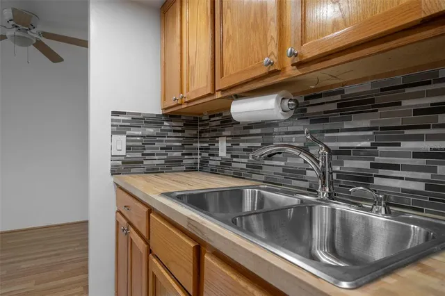 a close view of sink and tap