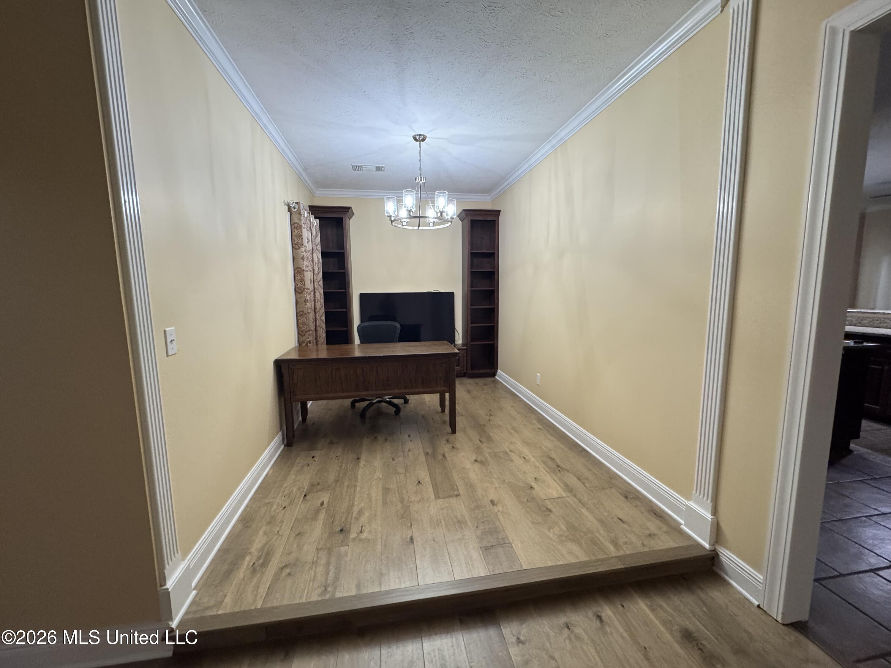 1103 Steele Road Starkville, MS 39759 - Photo 5 of 28 IMG_6644