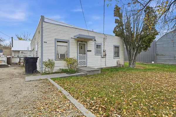 $240,000 | 106 North 5th Street, Parma, ID 83660