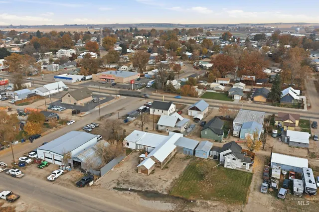 $240,000 | 106 North 5th Street, Parma, ID 83660