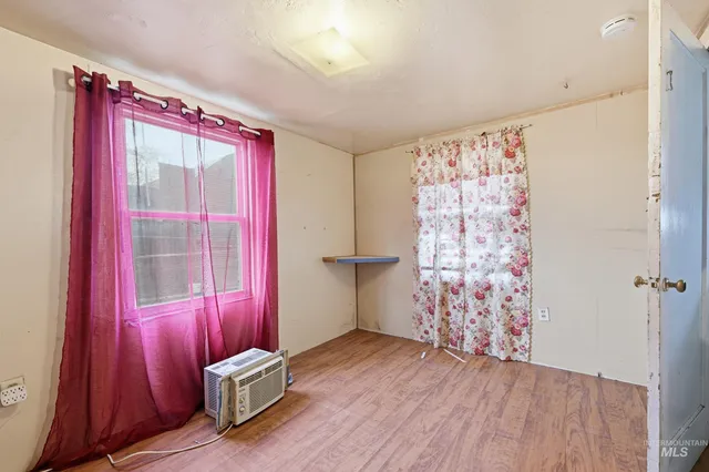 $240,000 | 106 North 5th Street, Parma, ID 83660