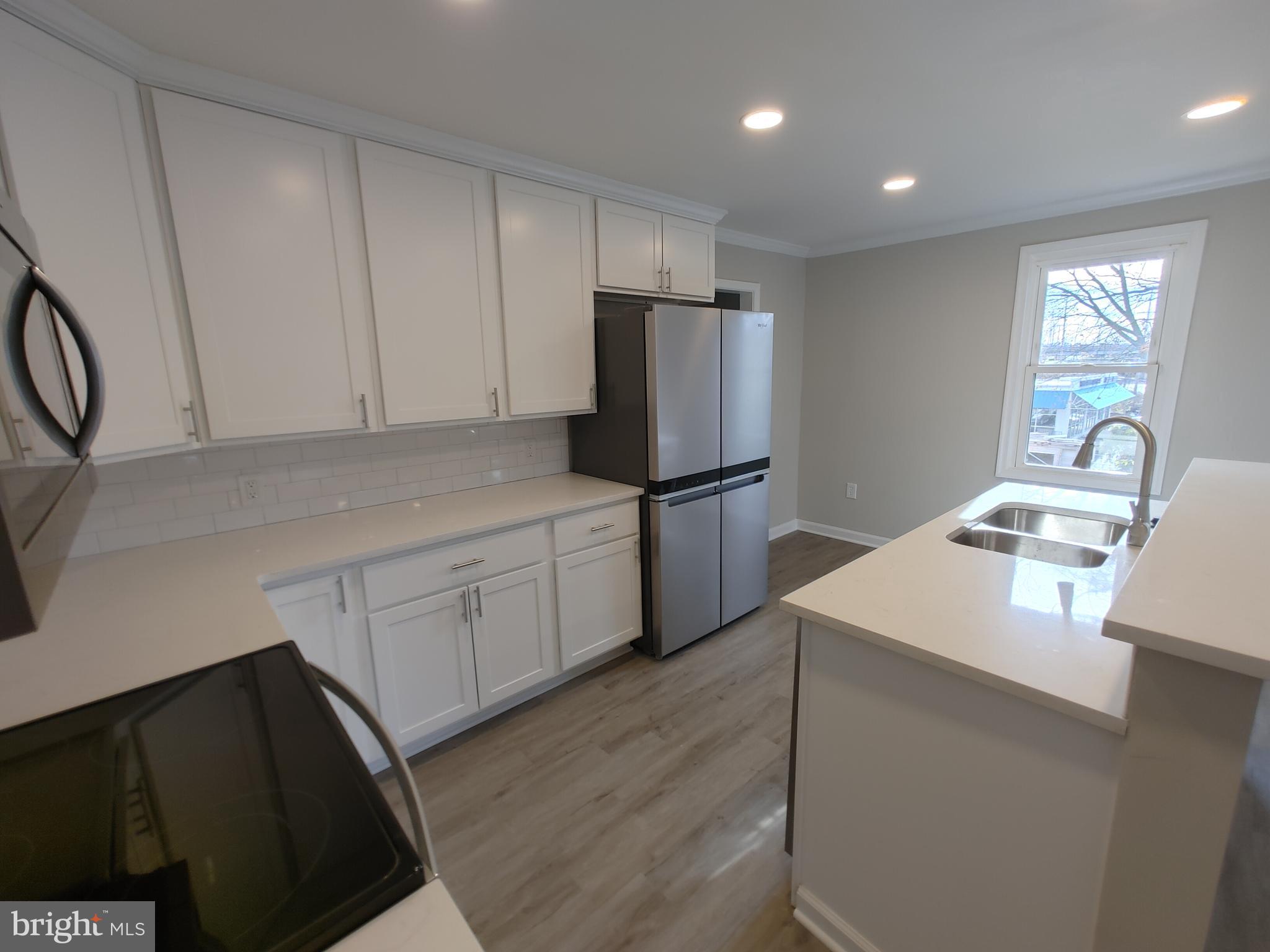 4427 Annapolis Road Halethorpe, MD 21227 - Photo 13 of 39 Interior