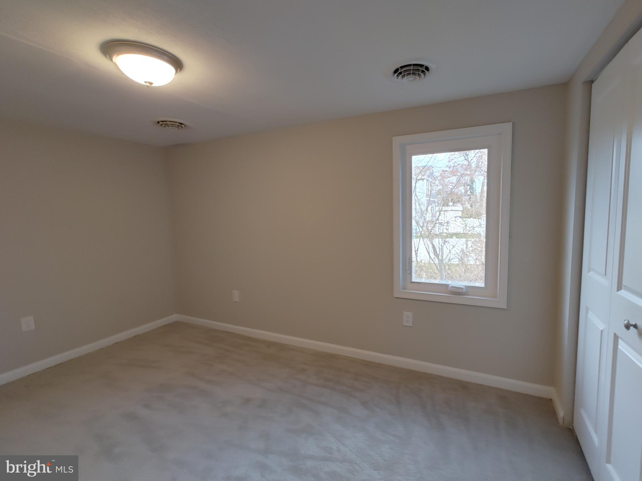 4427 Annapolis Road Halethorpe, MD 21227 - Photo 22 of 39 Interior
