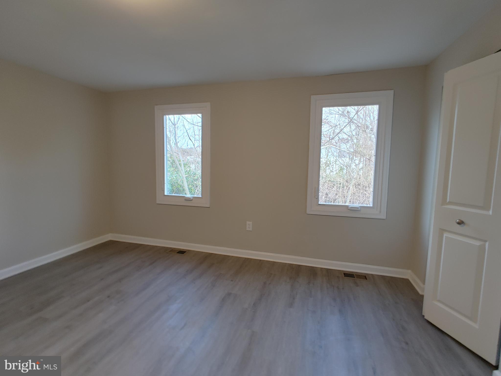 4427 Annapolis Road Halethorpe, MD 21227 - Photo 37 of 39 Interior