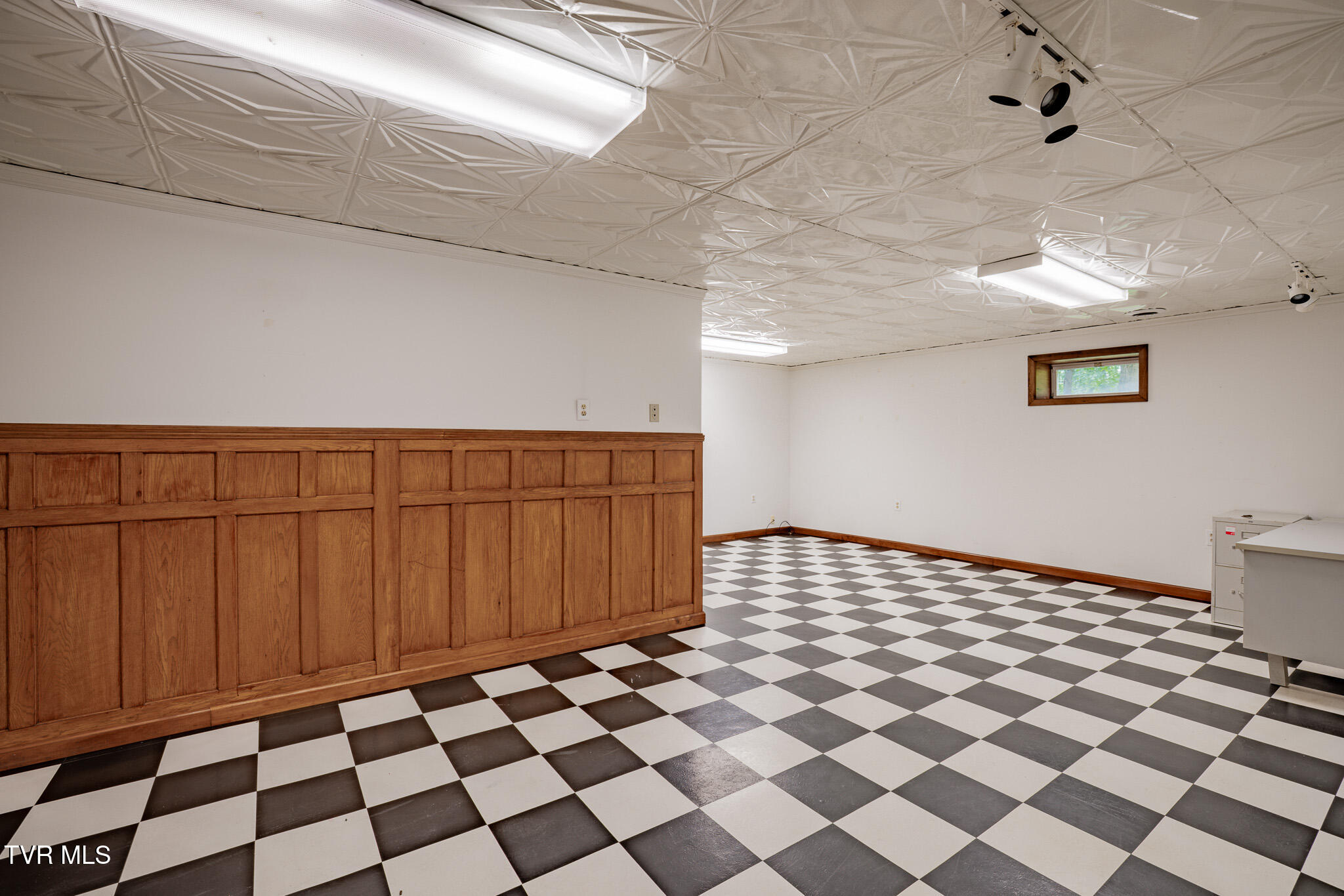 562 Gammon Road Kingsport, TN 37663 - Photo 46 of 65 1R9A8162-HDR