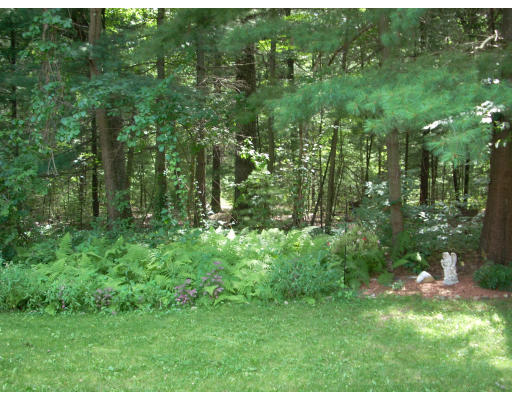 433 Holyoke Road Westfield, MA 01085 - Photo 4 of 12 Gallery Image 4