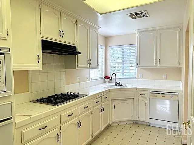 $439,000 | Undisclosed Address, Bakersfield, CA 93311